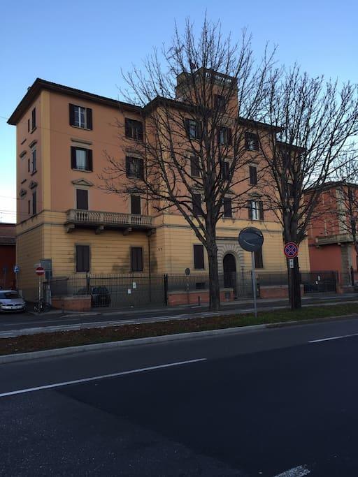 Historical And Luxury Apartment Bolonia Exterior foto