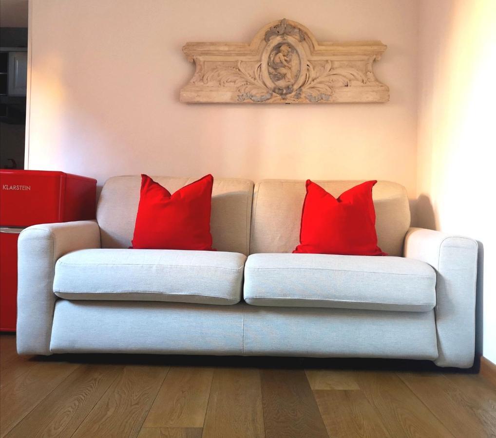 Historical And Luxury Apartment Bolonia Exterior foto